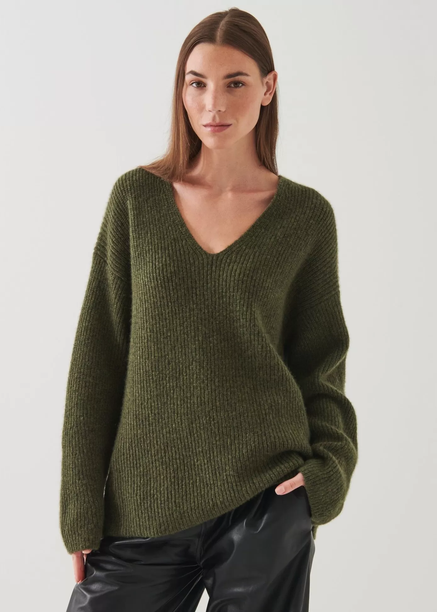 PATRICK ASSARAF Cashmere Blend V-Neck Sweater Clearance