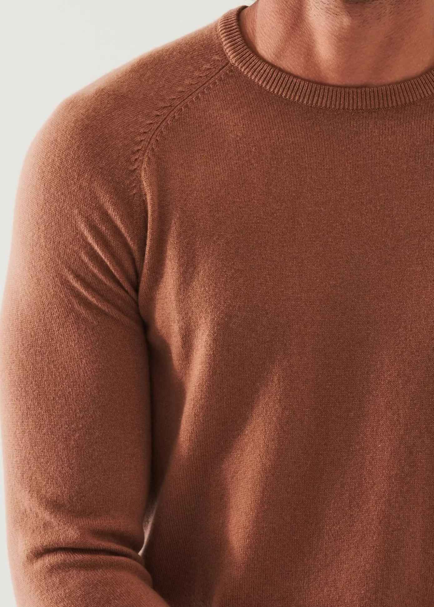 PATRICK ASSARAF Wool Cashmere Raglan Crewneck Clearance